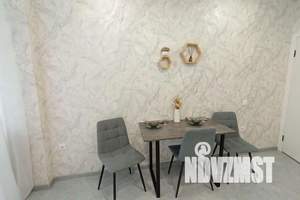 1-к квартира, посуточно, 40м2, 3/24 этаж