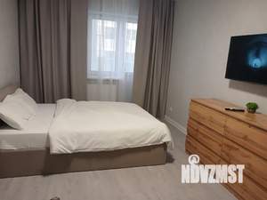 1-к квартира, посуточно, 45м2, 17/25 этаж