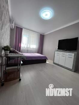 1-к квартира, посуточно, 40м2, 8/16 этаж