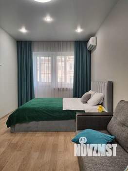 1-к квартира, посуточно, 45м2, 5/25 этаж