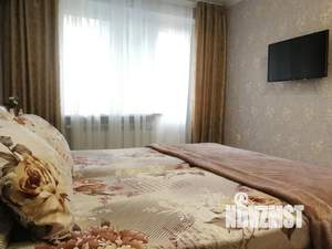 1-к квартира, посуточно, 33м2, 6/9 этаж