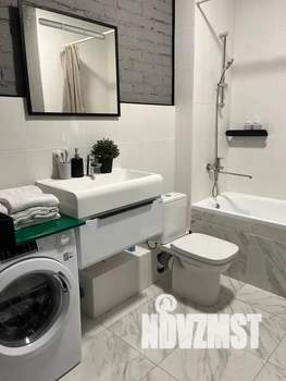 2-к квартира, посуточно, 64м2, 1/25 этаж