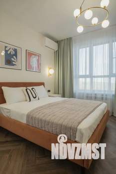 1-к квартира, посуточно, 36м2, 13/18 этаж
