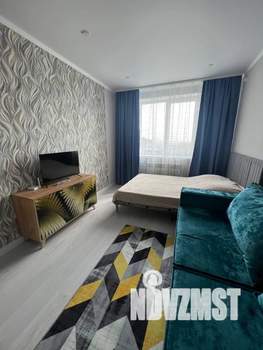 1-к квартира, посуточно, 40м2, 4/25 этаж