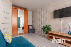1-к квартира, посуточно, 35м2, 1/1 этаж