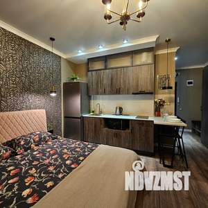 Студия квартира, посуточно, 30м2, 20/25 этаж