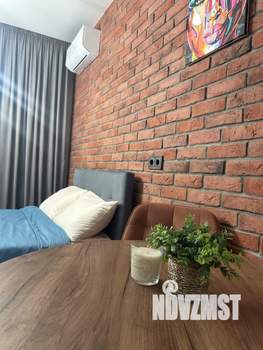 Студия квартира, посуточно, 30м2, 11/25 этаж