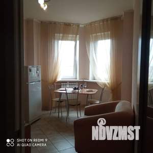 1-к квартира, посуточно, 47м2, 7/16 этаж