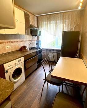 3-к квартира, на длительный срок, 60м2, 3/9 этаж