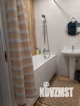 1-к квартира, посуточно, 39м2, 14/21 этаж