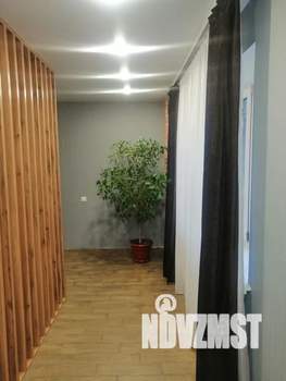 Студия квартира, посуточно, 60м2, 1/24 этаж