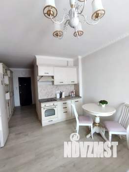 Студия квартира, посуточно, 27м2, 10/17 этаж