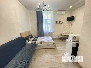 Студия квартира, посуточно, 27м2, 1/4 этаж