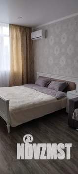 1-к квартира, посуточно, 42м2, 7/17 этаж