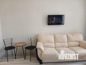 Студия квартира, посуточно, 32м2, 2/25 этаж