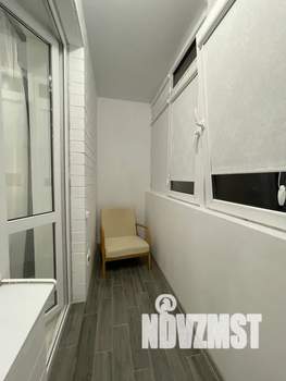 Студия квартира, посуточно, 27м2, 14/23 этаж