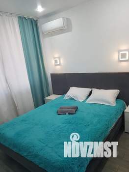 1-к квартира, посуточно, 33м2, 22/32 этаж
