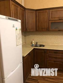 1-к квартира, посуточно, 42м2, 7/23 этаж