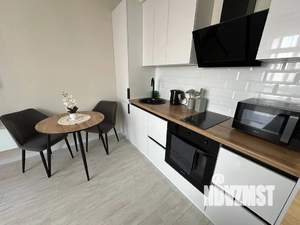 Студия квартира, посуточно, 30м2, 17/20 этаж