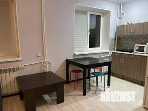 Студия квартира, посуточно, 34м2, 1/6 этаж