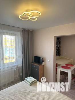 1-к квартира, посуточно, 37м2, 10/16 этаж