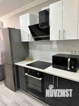 1-к квартира, посуточно, 47м2, 1/1 этаж
