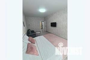 1-к квартира, посуточно, 40м2, 3/24 этаж