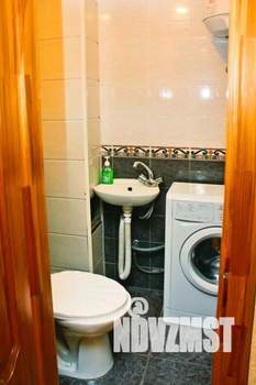 2-к квартира, посуточно, 44м2, 1/1 этаж