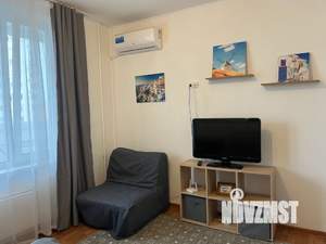 Студия квартира, посуточно, 28м2, 2/18 этаж