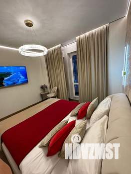 1-к квартира, посуточно, 30м2, 18/25 этаж