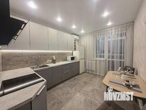 2-к квартира, на длительный срок, 77м2, 7/17 этаж