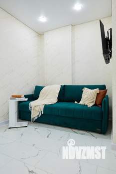 1-к квартира, посуточно, 35м2, 6/24 этаж