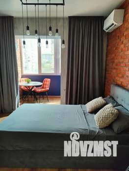 Студия квартира, посуточно, 28м2, 11/25 этаж