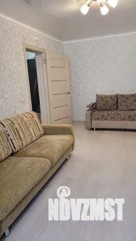 1-к квартира, посуточно, 35м2, 1/18 этаж