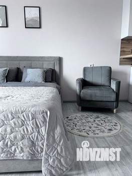 Студия квартира, посуточно, 35м2, 24/25 этаж