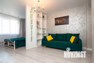 Студия квартира, посуточно, 38м2, 13/17 этаж