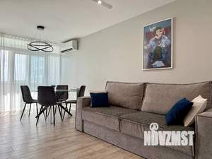 Студия квартира, посуточно, 45м2, 18/32 этаж