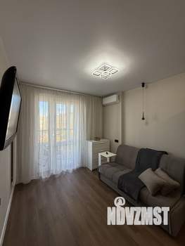 Студия квартира, посуточно, 29м2, 10/26 этаж