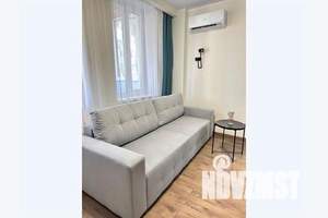 1-к квартира, посуточно, 35м2, 4/24 этаж