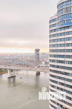 2-к квартира, посуточно, 75м2, 18/33 этаж