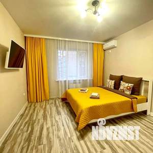 1-к квартира, посуточно, 33м2, 9/23 этаж