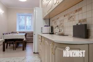 3-к квартира, посуточно, 100м2, 2/9 этаж