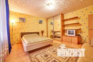 1-к квартира, посуточно, 50м2, 5/10 этаж