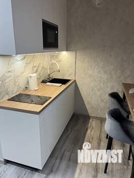 Студия квартира, посуточно, 33м2, 13/18 этаж