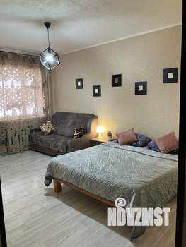 1-к квартира, посуточно, 42м2, 3/10 этаж