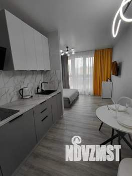 Студия квартира, посуточно, 26м2, 12/18 этаж