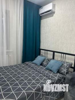 Студия квартира, посуточно, 30м2, 18/25 этаж