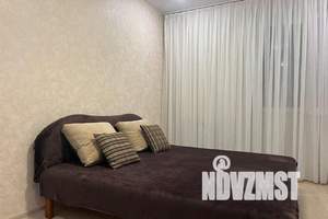 1-к квартира, посуточно, 45м2, 8/10 этаж