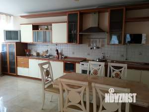 4-к квартира, на длительный срок, 146м2, 10/15 этаж