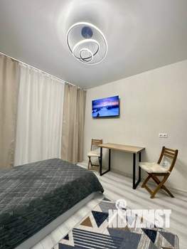 Студия квартира, посуточно, 28м2, 14/24 этаж